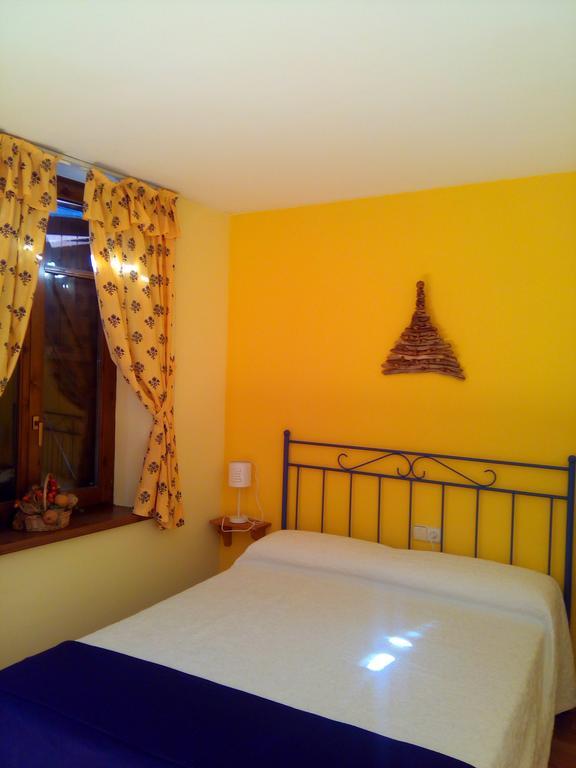 Casa Es Neres Hotel Les Buitenkant foto